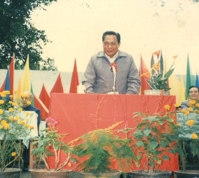 沈章平校長（任期：1951年底至今1953年）.jpg